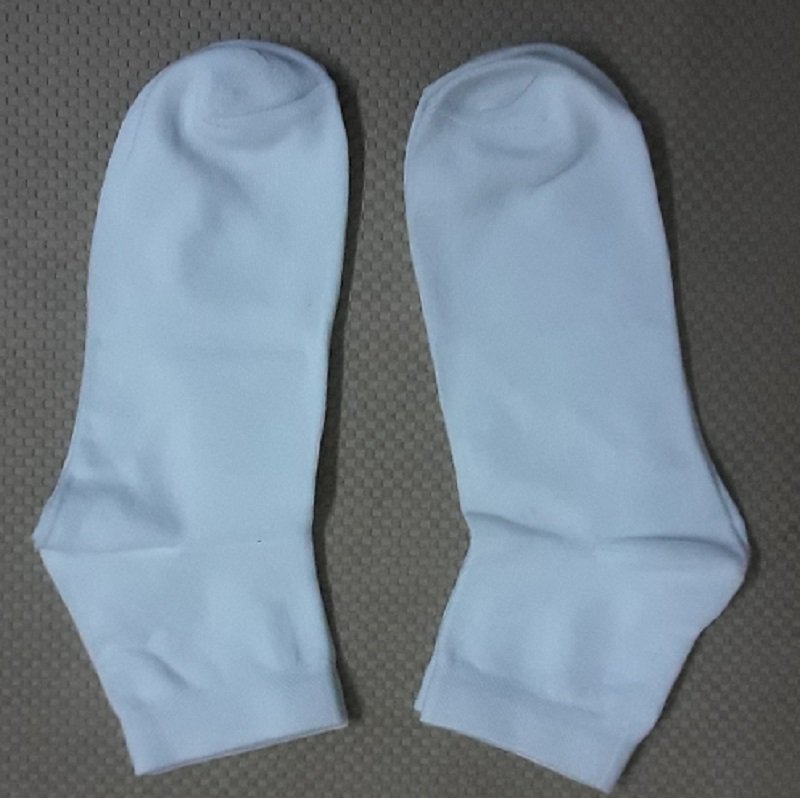 Solid White Color Socks for Men's Moisture Wicking With Soft Finish Pack of 4 Pairs